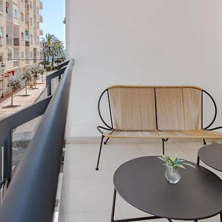 Le2e- Modern New-build Flat Near The Apartment